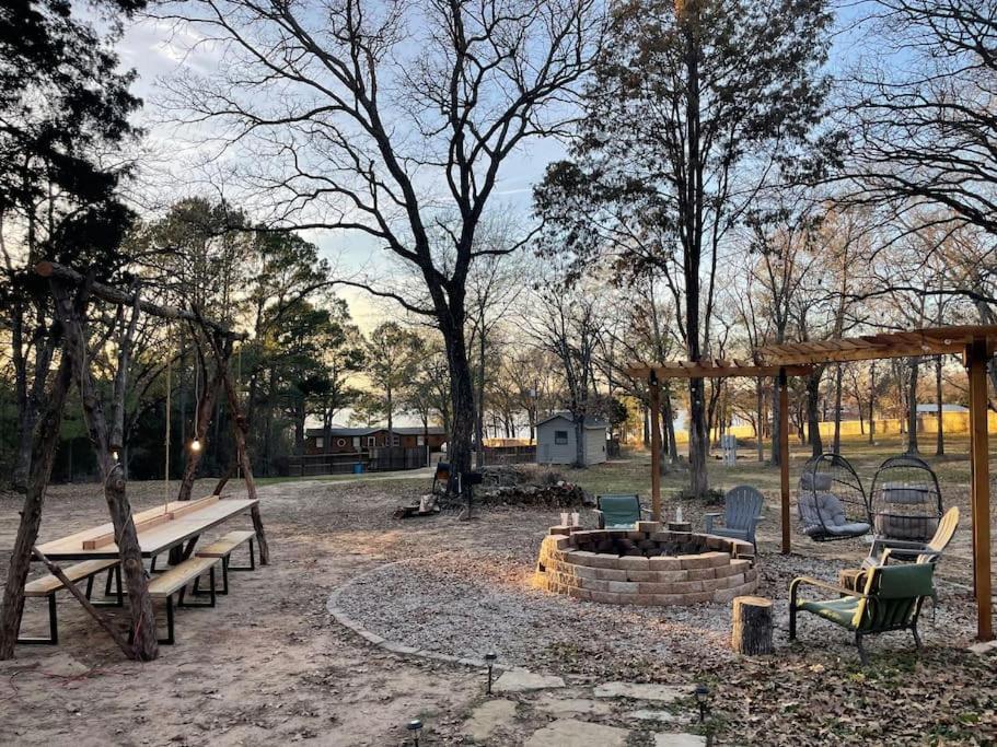 On 3 Acres Holiday home Mabank